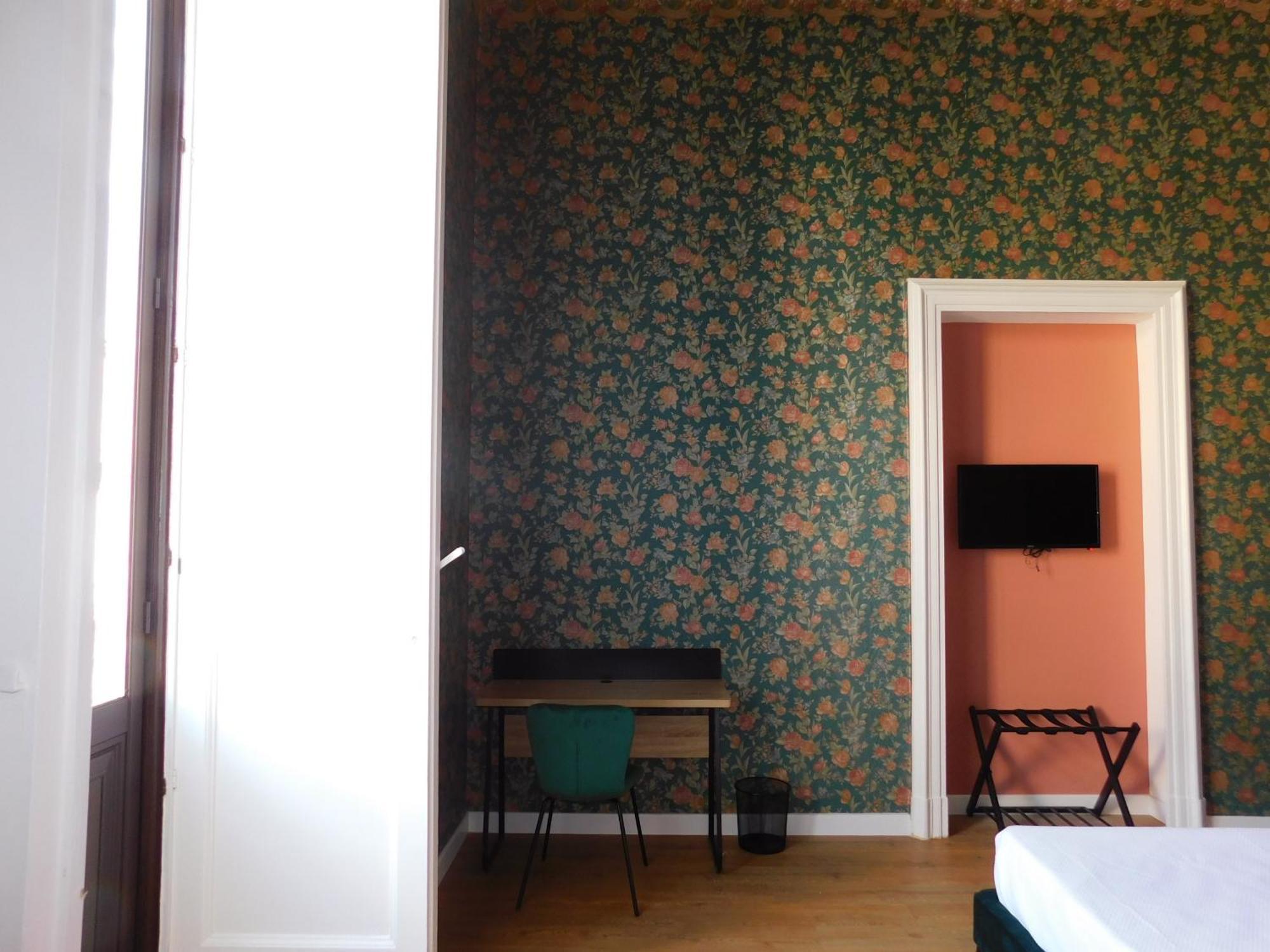 Hibiscus - Etnea Rooms Katanya Dış mekan fotoğraf