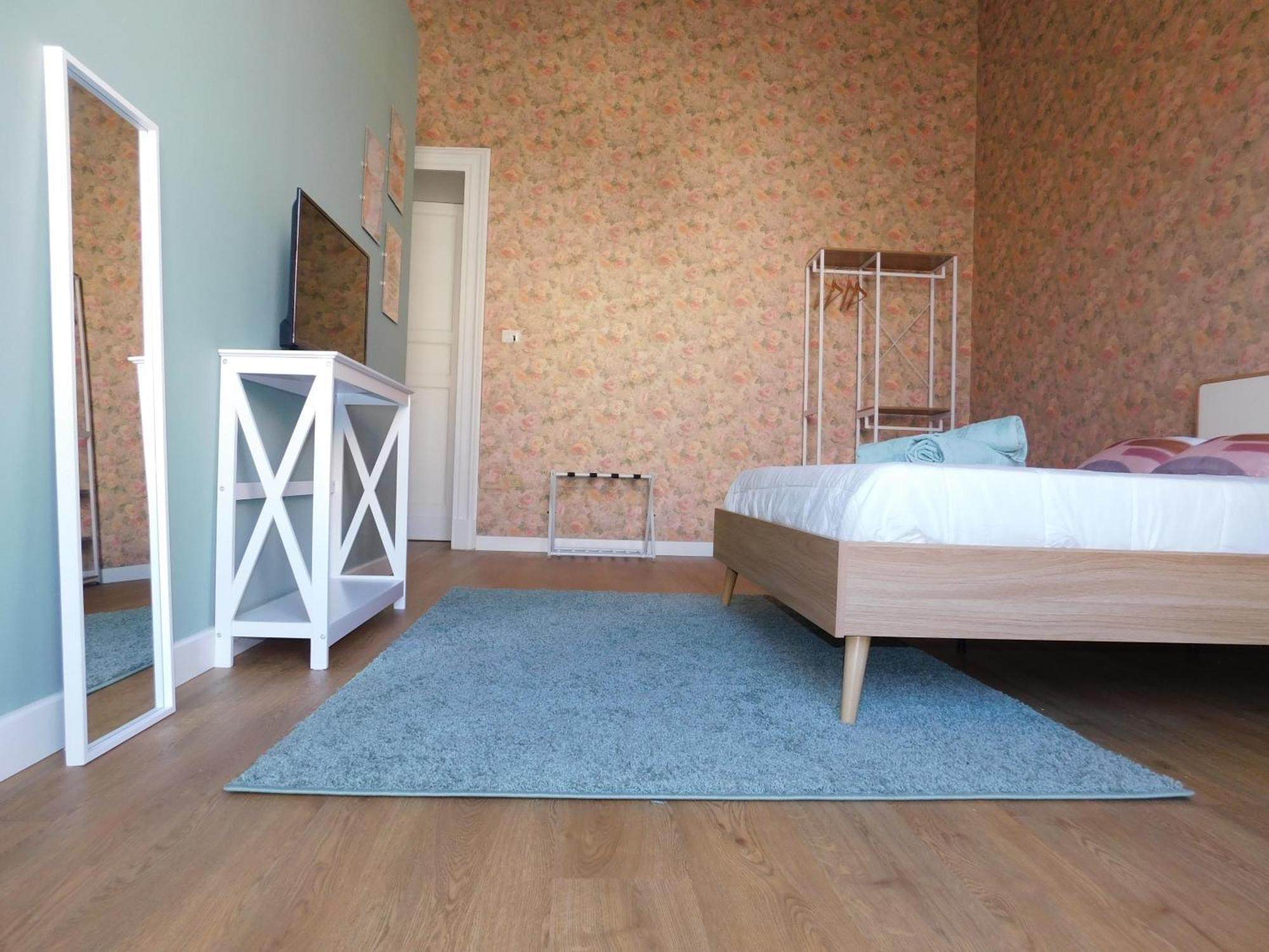 Hibiscus - Etnea Rooms Katanya Dış mekan fotoğraf